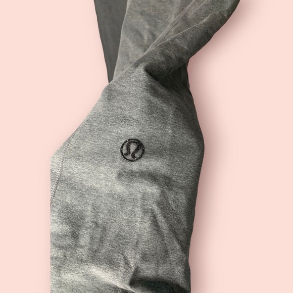 Lululemon Athletica Retro Fit & Flare Legging Yoga Pants, Size 6 - Picture 3 of 4